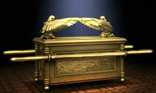 Hòm giao ước (Ark of the Covenant) là một trong những  bí ẩn khó giải ở Israel. Được xem là thứ đồ vật thiêng liêng nhất trên Trái Đất, hòm giao ước là món đồ do Chúa tạo ra.