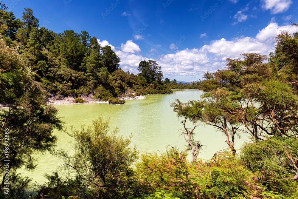 Wai-O-Tapu là khu vực địa nhiệt đang hoạt động ở cuối phía nam Trung tâm núi lửa Okataina, ngay phía Bắc của miệng núi lửa Reporoa, trong vùng núi lửa Taupo của New Zealand. Nơi đây được nhiều người biết đến với một  ao nước xanh lá cây tuyệt đẹp nhưng cực nguy hiểm.