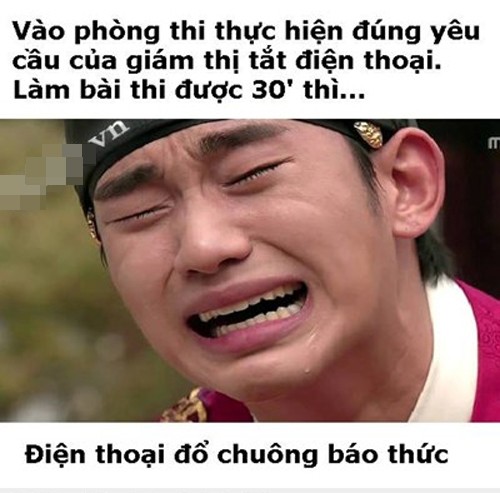 Nước mắt muộn màng của sĩ tử quên không tắt chuông báo thức, bị giám thị bắt điện thoại.