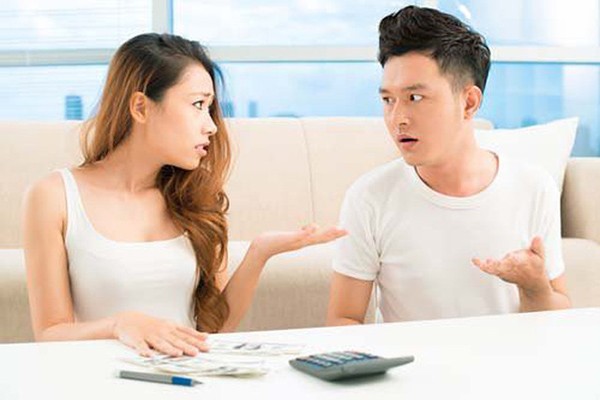 Lý do chồng phải “lập quỹ đen” khiến các bà vợ cười ra nước mắt