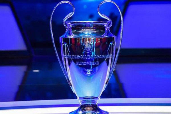 Champions League bị hoãn vô thời hạn