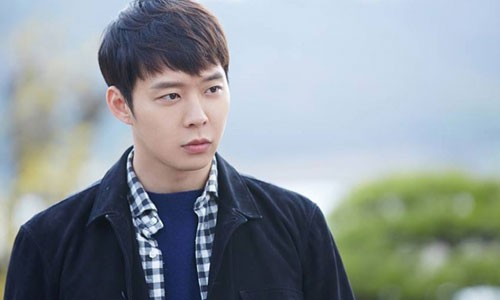 Park Yoochun bị đòi bồi thường 25 tỷ vì vụ chó cắn người 7 năm trước