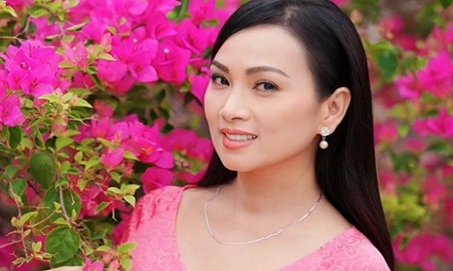 Hà Phương: "Vợ chồng tôi vẫn bình thường, hạnh phúc"