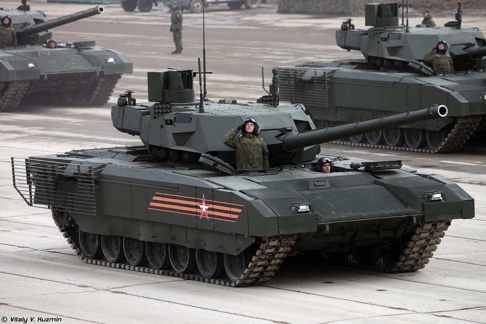  Xe tăng T-14 Armata tiếp tục là một trong những vũ khí hiện đại nhất mà Quân đội Nga triển khai tham gia duyệt binh kỷ niệm 71 năm chiến thắng phát xít (9/5/2016-9/5/1945).