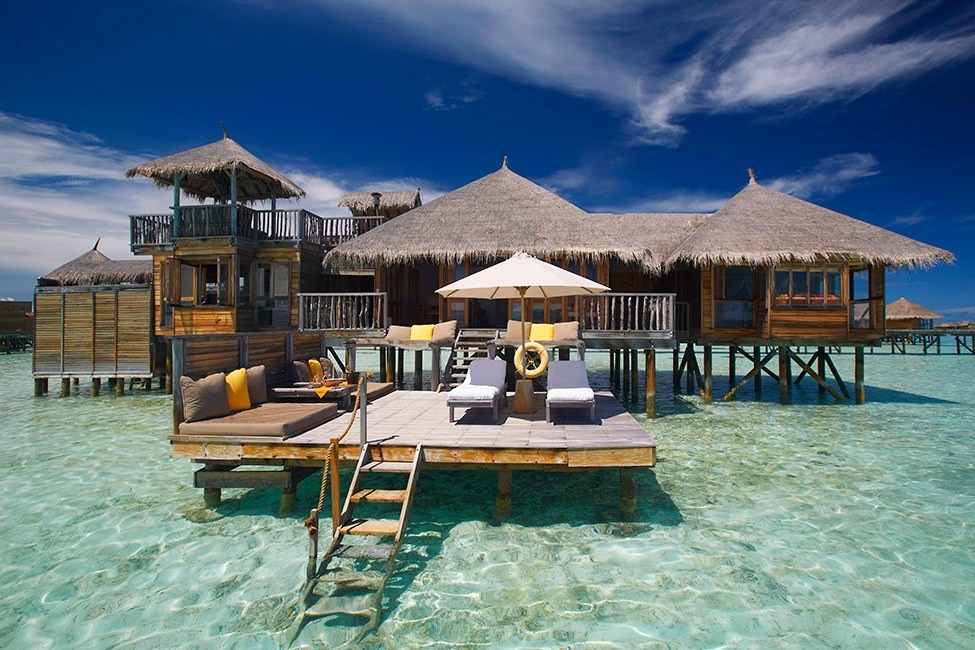 Cùng tìm hiểu tại sao khách sạn Gili Lankanfushi, Maldives lại được chọn đứng đầu trong top những  khách sạn dịch vụ tốt nhất thế giới 2015.