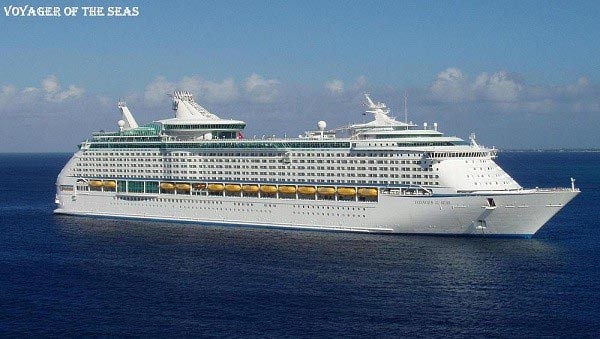 Ngày 9/8,  du thuyền lớn thứ 3 thế giới Voyager of The Seas, thuộc hãng tàu Royal Caribbean (Mỹ) đã lần đầu tiên cập cảng Chân Mây, tỉnh Thừa Thiên Huế.