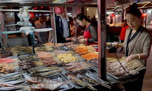 Ghé thăm chợ đêm nổi tiếng ở Trung Quốc 