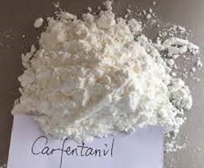 1. Carfentanil, một loại thuốc gây nghiện chết người độc hại đến mức chỉ một lượng nhỏ cũng có thể làm người ta mất mạng, từng được bán công khai ở Trung Quốc. Carfentanil là một trong các loại opioid (ma túy tổng hợp có thể sử dụng làm thuốc giảm đau trong y tế) mạnh nhất đang được lưu hành. Carfentanil mạnh hơn 100 lần so với fentanyl, loại chất mạnh gấp heroin 50 lần. Ảnh: Wonder List.