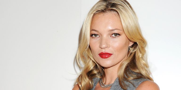 Siêu mẫu  Kate Moss khẳng định, chế độ ăn uống và tập luyện đóng vai trò vô cùng quan trọng trong bí quyết giữ dáng của cô.