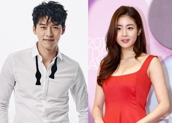 Kang Sora thừa nhận hẹn hò Hyun Bin vào tháng 12/2016. Một năm sau đó, cặp sao tuyên bố chia tay vì lịch trình bận rộn. Tuy nhiên, mới đây, nhiều người hâm mộ cho rằng hai diễn viên đã tái hợp sau thời gian dài xa cách.