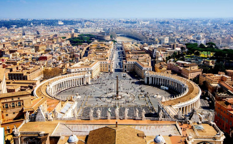 1. Vatican: Thành quốc Vatican là  quốc gia nhỏ nhất thế giới, sở hữu tổng diện tích khoảng 0,49 km2 và nằm trong thủ đô Rome của Italy. Với dân số chỉ khoảng 800 người nhưng Vatican mang nhiều dấu ấn độc đáo. (Ảnh: IG, IT)