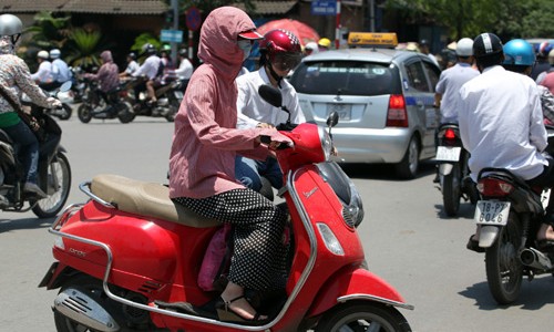 Sai lầm khi chọn và dùng áo chống nắng cần thay đổi ngay