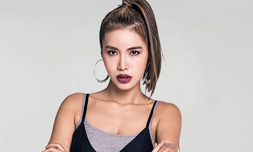 Người mẫu Minh Tú ngất xỉu ở Asia's Next Top Model?