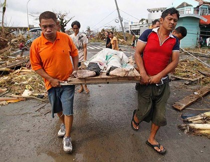 4.460 người Philippines chết vì siêu bão 