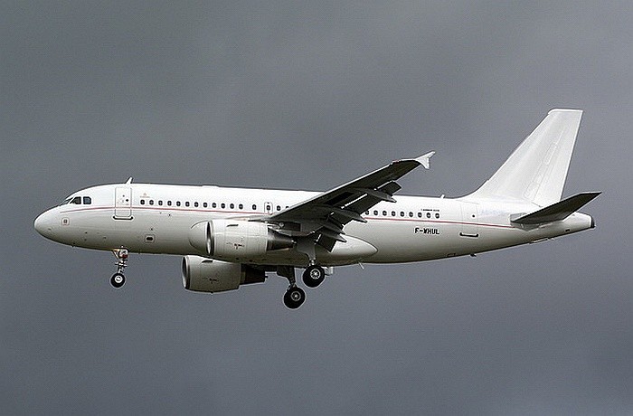 Bên ngoài của một chiếc Airbus A319.