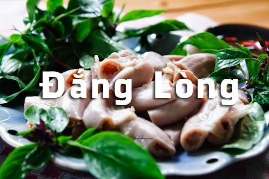 "Đắng lòng" là từ và câu cửa miệng của cư dân mạng hot nhất trong năm vừa qua. Từ một "giai thoại" rất bình thường, từ "đắng lòng" xuất hiện trong một bài hát gây sốt mà nó bỗng nhiên trở thành cụm từ phổ biến, câu cửa miệng của giới trẻ. Các bạn trẻ thường sử dụng "đắng lòng" trước mỗi câu nói kể về một sự việc nào đó...