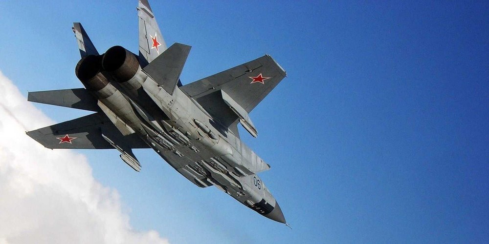 Nga triển khai tiêm kích MiG-31 gần biên giới Ukraine