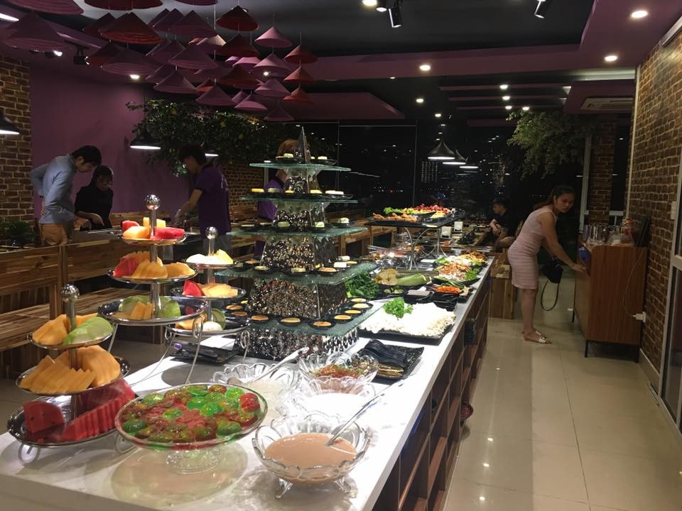 Khách hàng "tố" nhà hàng OhCha Lạc Long Quân bán buffet hải sản thối