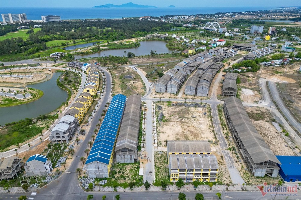 Dự án Homeland Paradise Village (thuộc Khu đô thị số 6) tại Khu đô thị mới Điện Nam - Điện Ngọc, thị xã Điện Bàn (tỉnh Quảng Nam) do Công ty Cổ phần Đầu tư và Phát triển đô thị Dana Home Land làm chủ đầu tư. (Ảnh: Vietnamnet).