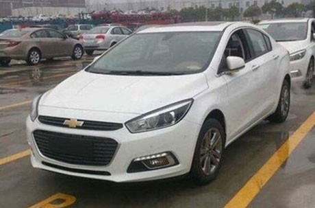 Xuất hiện xe lạ nghi là Chevrolet Cruze 2015