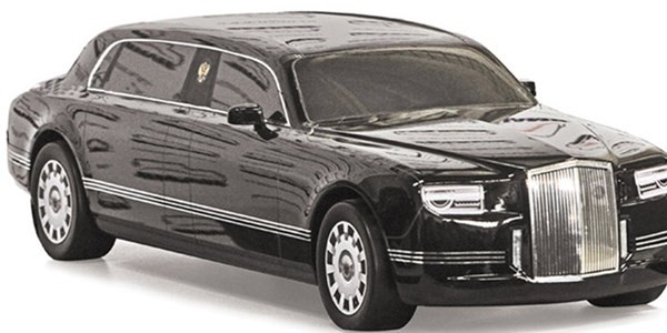 Các quan chức Nga tiết lộ sẽ cung cấp mẫu Limousine mới có khả năng chống đạn cho tổng thống Putin thay cho chiếc ZIL-4112P cũ. Dự kiến mẫu xe mới sẽ do hãng xe Porsche sản xuất với giá khoảng 400 triệu USD.