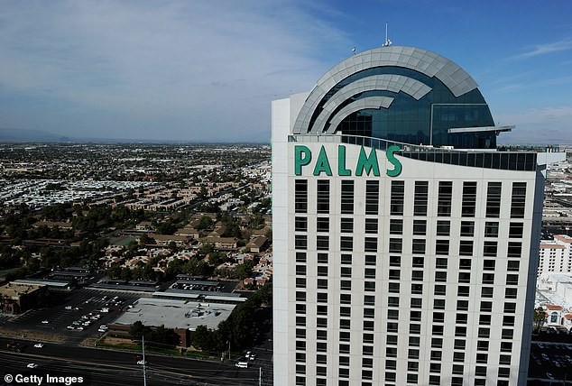 Theo Daily Mail, Empathy Suite tại Palms Casino Resort (Mỹ) hiện là căn phòng  khách sạn đắt nhất thế giới với mức giá 100.000 USD (khoảng 2,3 tỷ đồng) mỗi đêm.