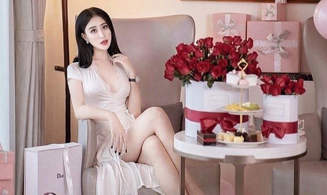 Nguyễn Thanh Tú (hay còn gọi Tuboo) là  rich kid đẹp quyến rũ và có gia thế bí ẩn nhất nhì hội con nhà giàu Việt.