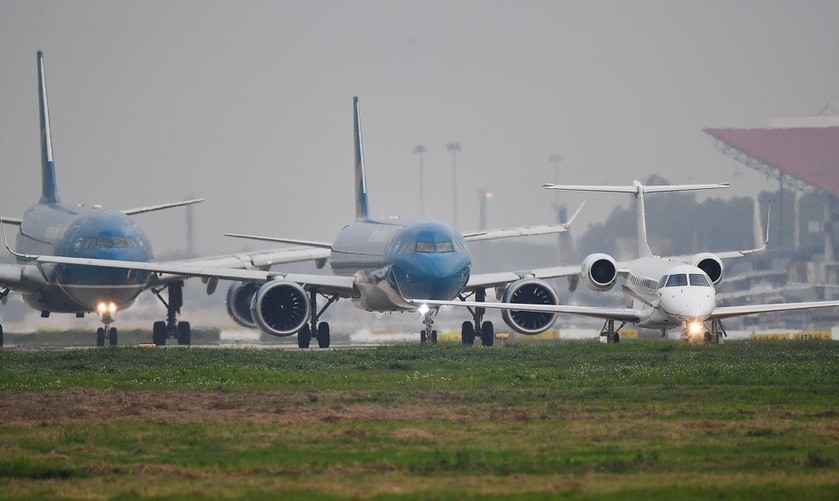 Có nguy cơ phá sản, vì sao cổ phiếu Vietnam Airlines vẫn tăng giá?