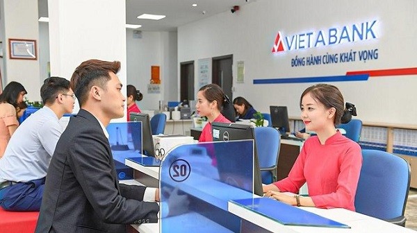 Mới đây, Ngân hàng Nhà nước vừa có công văn chấp thuận đề nghị của Ngân hàng TMCP Việt Á về việc chuyển nhượng gần 32,7 triệu cổ phần do CTCP Rạng Đông sở hữu. Ảnh: VietABank