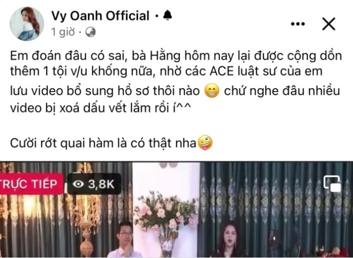 Mới đây, bà Phương Hằng tiếp tục nhắc tên  ca sĩ Vy Oanh trong livestream của mình. Tuy nhiên, Vy Oanh chỉ phản ứng nhẹ nhàng. Cô cho biết nhờ luật sư của mình lưu lại bằng chứng để bổ sung thêm vào tội vu khống của bà Phương Hằng.