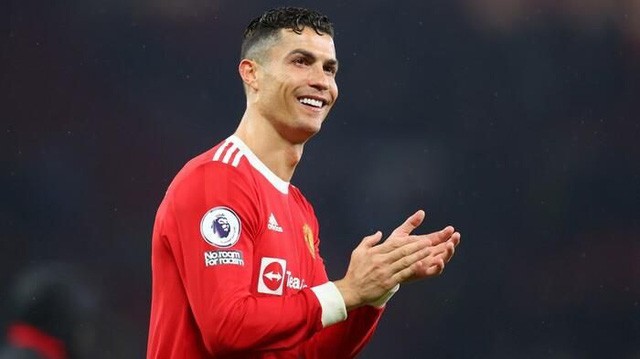 Mới đây, Manchester United ra thông báo chấm dứt hợp đồng với  Cristiano Ronaldo. Theo đó, Cristiano Ronaldo sẽ rời Manchester United theo thỏa thuận chung, có hiệu lực ngay lập tức. Ảnh: Goal