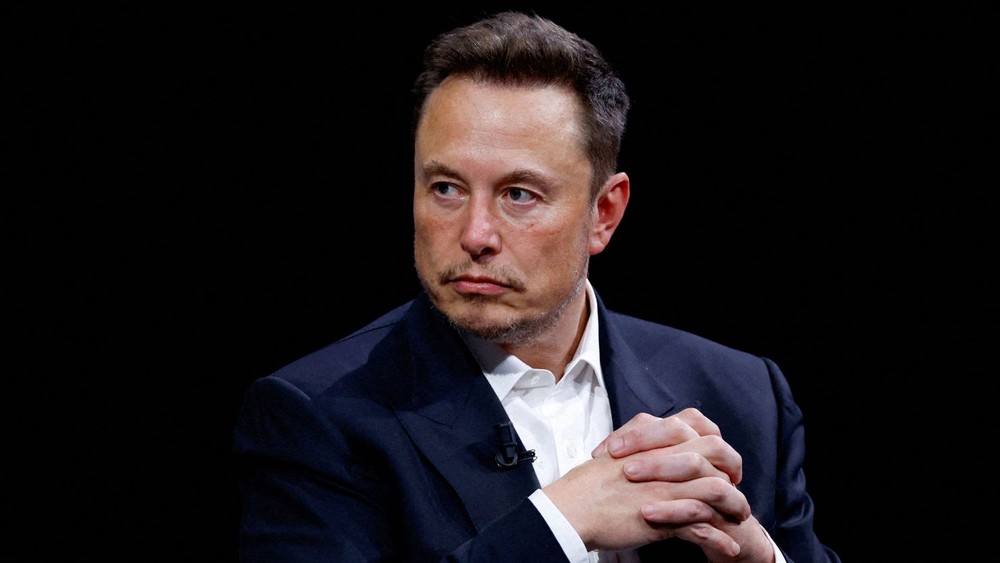 Trong năm 2023, không ai giàu hơn  tỷ phú Elon Musk. Musk bắt đầu năm 2023 với tư cách là người giàu thứ hai thế giới. Đến cuối năm 2023, Elon Musk vươn lên vị trí dẫn đầu, có thêm hơn 108 tỷ USD vào giá trị tài sản ròng. Hiện, Elon Musk đang sở hữu 254,9 tỷ USD.