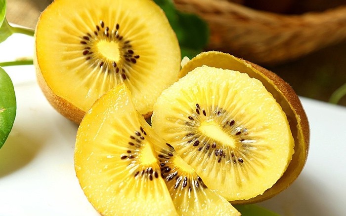 Kiwi là loại quả được nhiều người ưa chuộng tại Việt Nam. Tuy nhiên, kiwi kén người mua vì có mức giá đắt đỏ, chỉ dành cho giới nhà giàu. Ảnh: Zespri