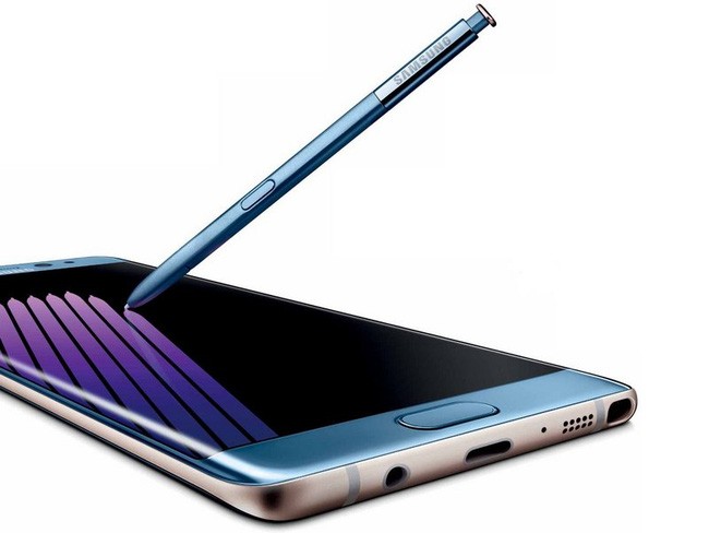 Chỉ còn 1 ngày nữa, Galaxy Note 7 sẽ chính thức ra mắt tại sự kiện Unpacked 2016 tổ chức ở New York. Trước thời điểm lộ diện siêu phẩm của Samsung, thông tin và ảnh rò rỉ của Galaxy Note 7 liên tục xuất hiện trên các trang tin và mạng xã hội. Báo cáo công bố mới đây cho thấy chiếc bút S Pen của mẫu Galaxy Note mới sẽ được tích hợp thêm 3 tính năng đặc biệt.