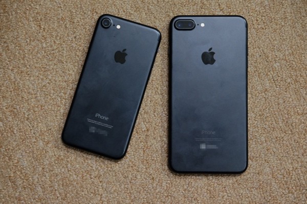  iPhone 7 Plus phiên bản thử nghiệm vừa được "mổ bụng" tại Việt Nam hôm nay, 13/9.