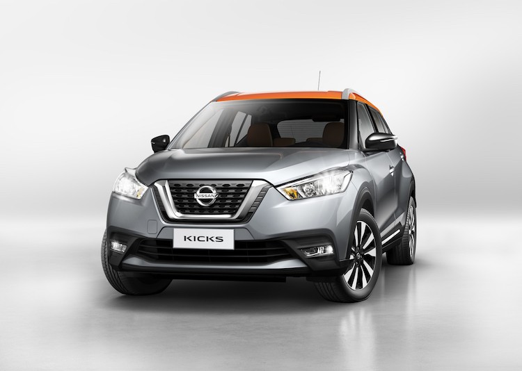  Nissan Kicks mới là mẫu crossover cỡ nhỏ mới nhất của Nissan, dựa trên cơ sở mẫu concept cùng tên tại triển lãm Sao Paolo 2014 ở Brasil. Các đối thủ chính của chiếc xe là Hyundai Creta và Honda HR-V.