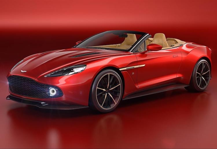 Vào tháng 5/2016, phiên bản Vanquish Zagato Coupe đã được giới thiệu lần đầu tiên tại lễ hội Concorso d'Eleganza Villa d'Este tổ chức ở hồ Como, Ý. Đúng 3 tháng sau, phiên bản mui trần của nó là  Aston Martin Vanquish Zagato Volante đã được "trình làng" tại một lễ hội danh giá không kém là Pebble Beach ở Mỹ.