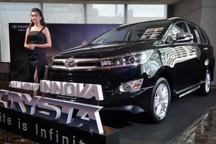 Tương tự như tại Ấn Độ trước đó,  Toyota Innova 2016 thế hệ mới sẽ có tên gọi Innova Crysta tại thị trường Thái Lan. Dù là một trong những nước có ngành công nghiệp xe hơi phát triển nhất Đông Nam Á nhưng với Innova, Toyota Thái Lan đã nhập khẩu từ Indonesia do được lợi từ hiệp định thương mại tự do AFTA.