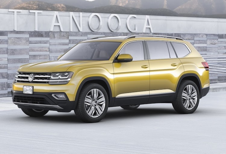 Trước đây, để "hé lộ" trước về mẫu SUV cỡ lớn  Volkswagen Atlas mới, hãng xe Đức Volkswagen đã từng trưng bày phiên bản concept với tên gọi Crossblue tại triển lãm Detroit 2013. Vừa qua, mẫu SUV này đã được chính thức ra mắt tại thị trường Bắc Mỹ trước thềm triển lãm Los Angeles sắp diễn ra.