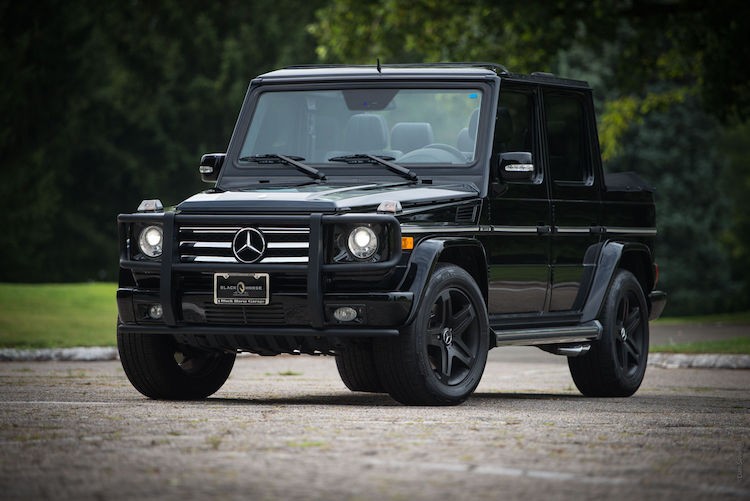 Trong hơn 40 năm qua, dòng xe địa hình nổi tiếng Mercedes G-Class đã từng có một số phiên bản mui trần, mới đây nhất là Maybach G650 Landaulet. Tuy nhiên, phiên bản hiệu năng cao của chiếc xe là  Mercedes G55 AMG chưa từng có bản mui trần 5 chỗ, 5 cửa.