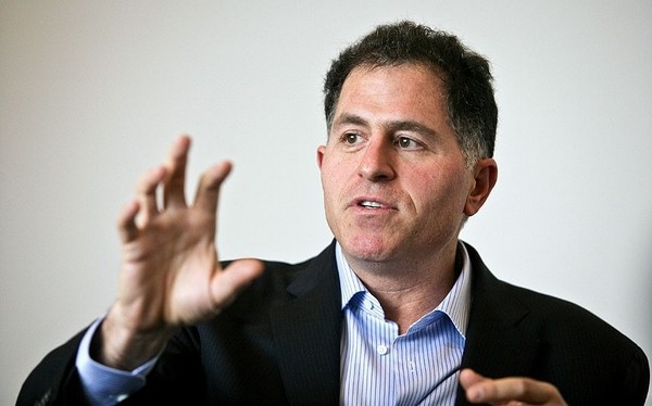  Michael Dell – Dell.  Tài sản: 19,4 tỉ USD. Tỉ phú công nghệ Michael Dell là sáng lập ra tập đoàn Dell của Mỹ. Hiện ông đang là người giàu thứ 10 trong danh sách 100 "trùm công nghệ" giàu nhất do Forbes bình chọn năm 2015. Dell đã lập ra công ty của ông năm 1984 và là người giàu thứ 41 thế giới năm 2012.