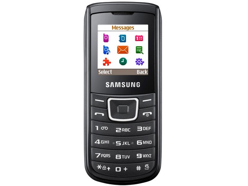 1. Samsung E1100 (năm sản xuất: 2009, số lượng máy bán ra: 150 triệu chiếc).