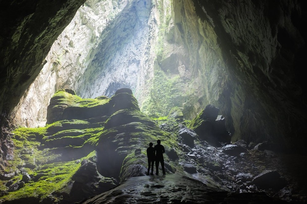 Vườn Quốc gia Phong Nha -Kẻ Bàng ở Quảng Bình (ảnh) với hệ thống hang động hùng vĩ đứng thứ 89 trong danh sách này. Dưới đây là một trong số các  thắng cảnh được nêu tên.