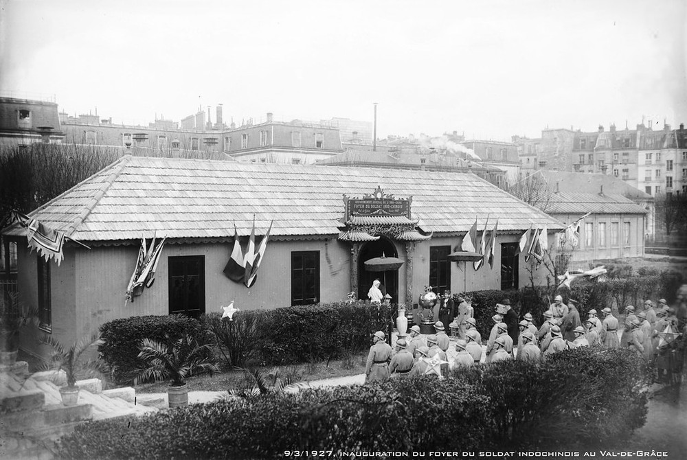 Lễ khánh thành  Hội quán Binh sĩ Đông Dương ngày 9/3/1927 tại Val-de-Grâce, Paris.