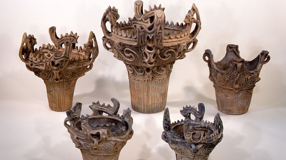  1. Thời kỳ Jomon kéo dài hàng nghìn năm. Nền văn minh Jomon tồn tại từ khoảng 14.000 năm đến 300 năm trước Công nguyên, kéo dài từ kỷ nguyên đồ đá cũ đến kỷ nguyên đồ đá mới. Ảnh: Pinterest.