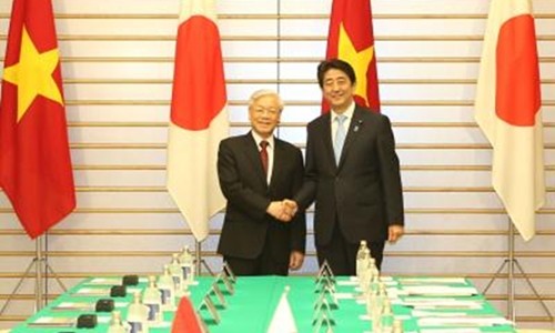 Tổng Bí thư Nguyễn Phú Trọng hội đàm với Thủ tướng Shinzo Abe