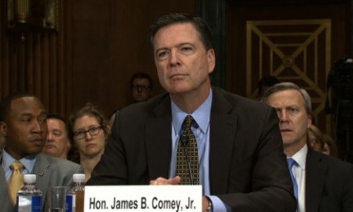 Vì sao ông Trump sa thải giám đốc FBI vào thời điểm này?