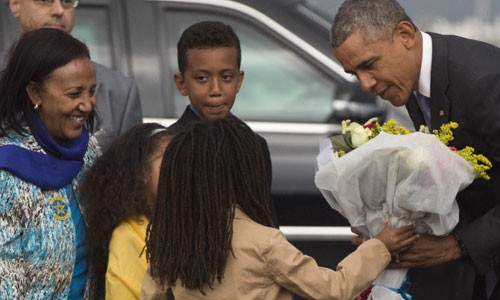 Nhìn lại chuyến thăm quê nội của Tổng thống Mỹ Obama