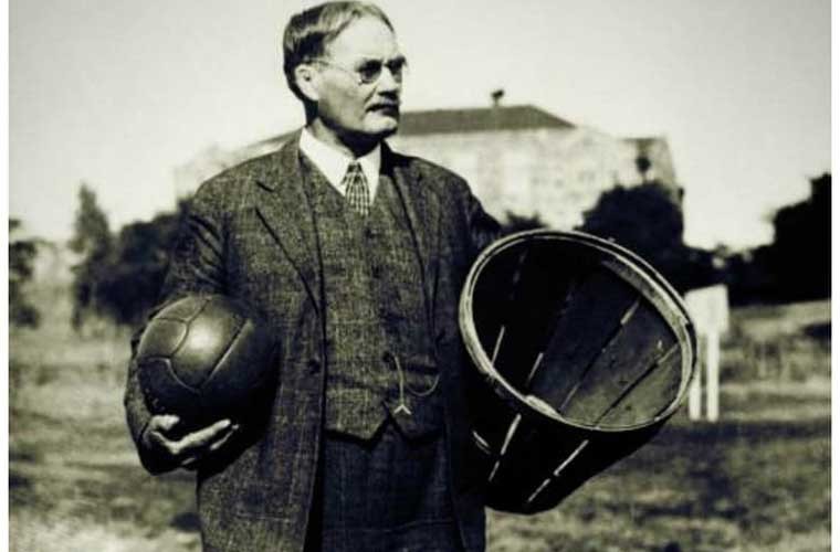 Thực tế, Tiến sĩ James Naismith, một công dân sinh ra ở Almonte, Ontario, Canada vào năm 1861, là người đã khai sinh ra môn bóng rổ. Đây là môn phổ biến bậc nhất ở nước láng giềng Mỹ.