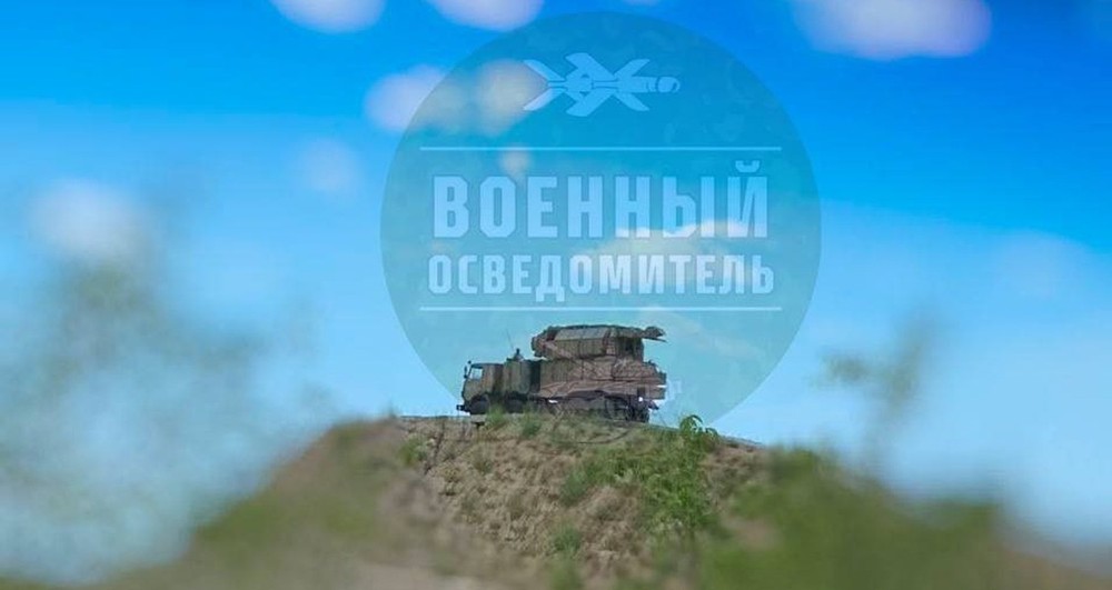 Hãng tin Clash Report cho biết,  hệ thống phòng không Tor-M2KM này đã được Armenia trả tiền nhưng đến nay Nga vẫn bàn giao sản phẩm quốc phòng. Sự cố này không phải là đơn lẻ, vì trước đó Armenia đã nhiều lần cáo buộc Moscow giữ lại các vũ khí quân sự mà họ đã trả tiền bất chấp các thỏa thuận trước đó.